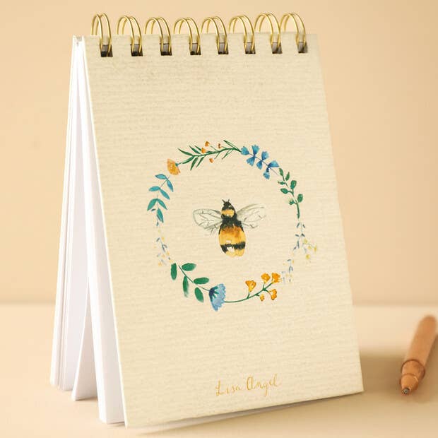小さな蜂のノート